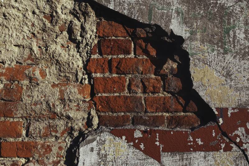 Rénover avec l'isolation par l’intérieur avec des panneaux avec une entreprise RGE à Bordeaux