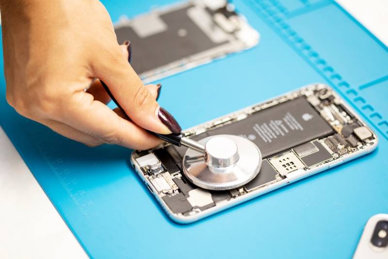 réparation d'un écran iPhone à bordeaux